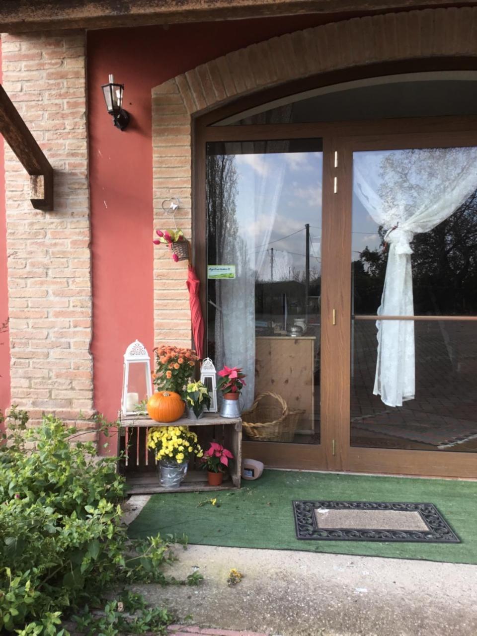 Agriturismo La Fattoria Del Boschetto Fontanellato Exterior foto